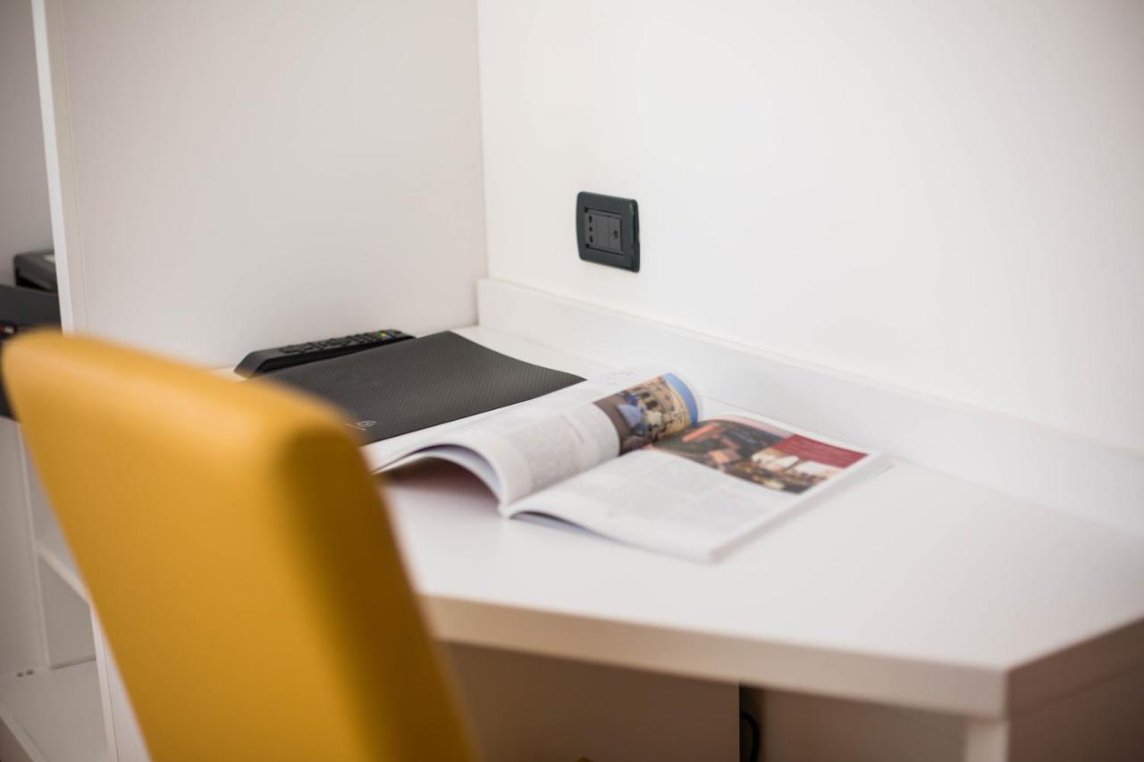 Hotel Palazzo Bello - Nuova Gestione レカナーティ エクステリア 写真