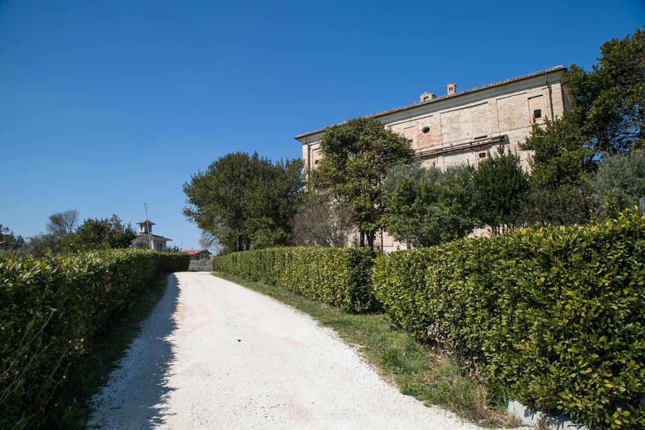 Hotel Palazzo Bello - Nuova Gestione レカナーティ エクステリア 写真